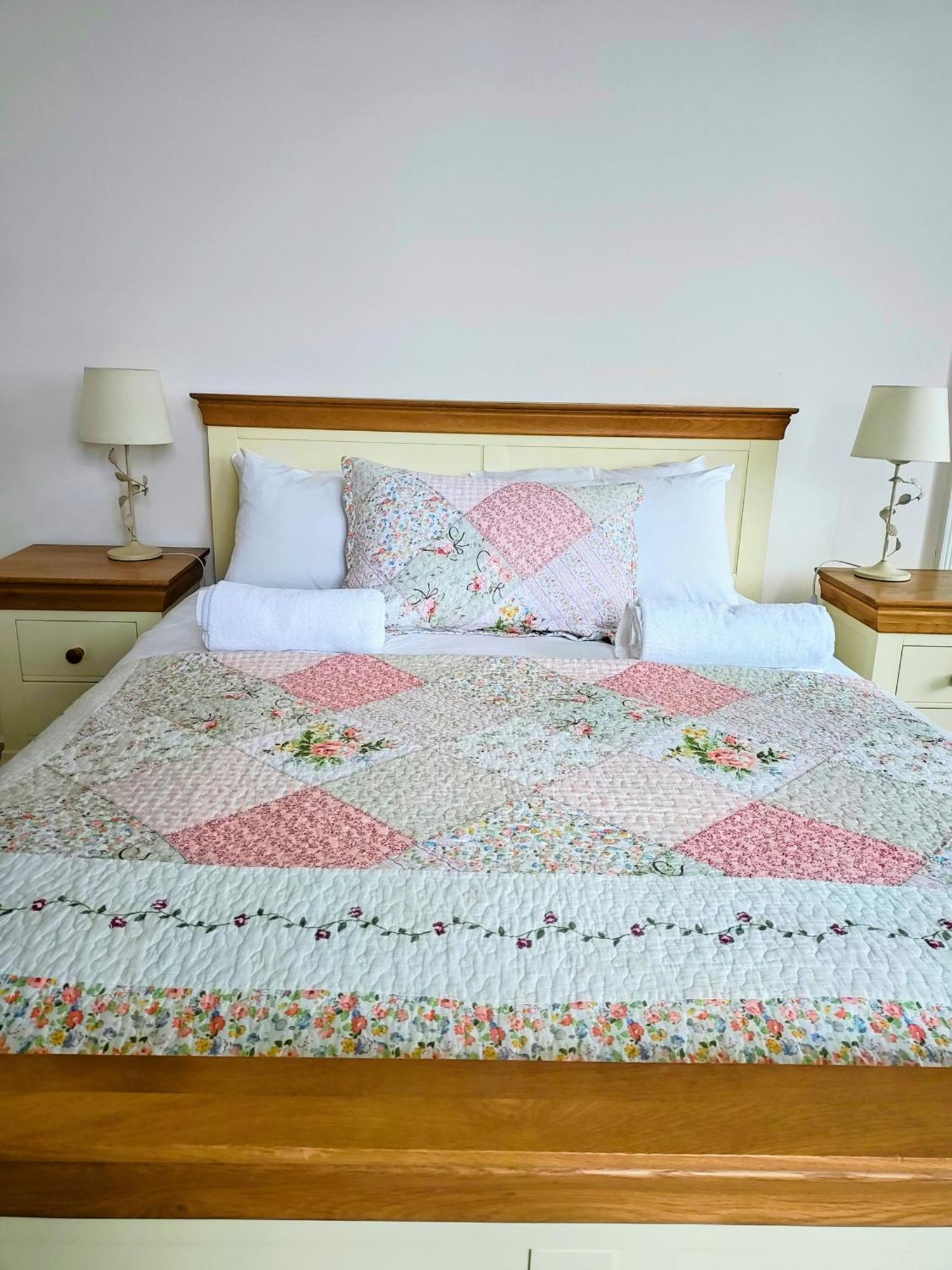 Langley House Panzió Kültér fotó